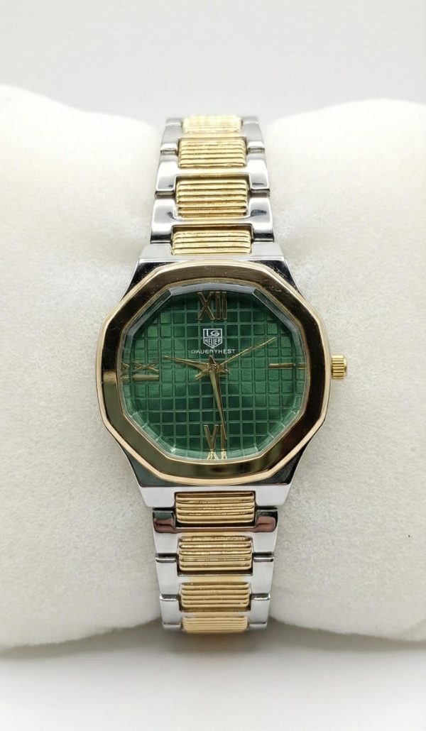 True worth brand watch